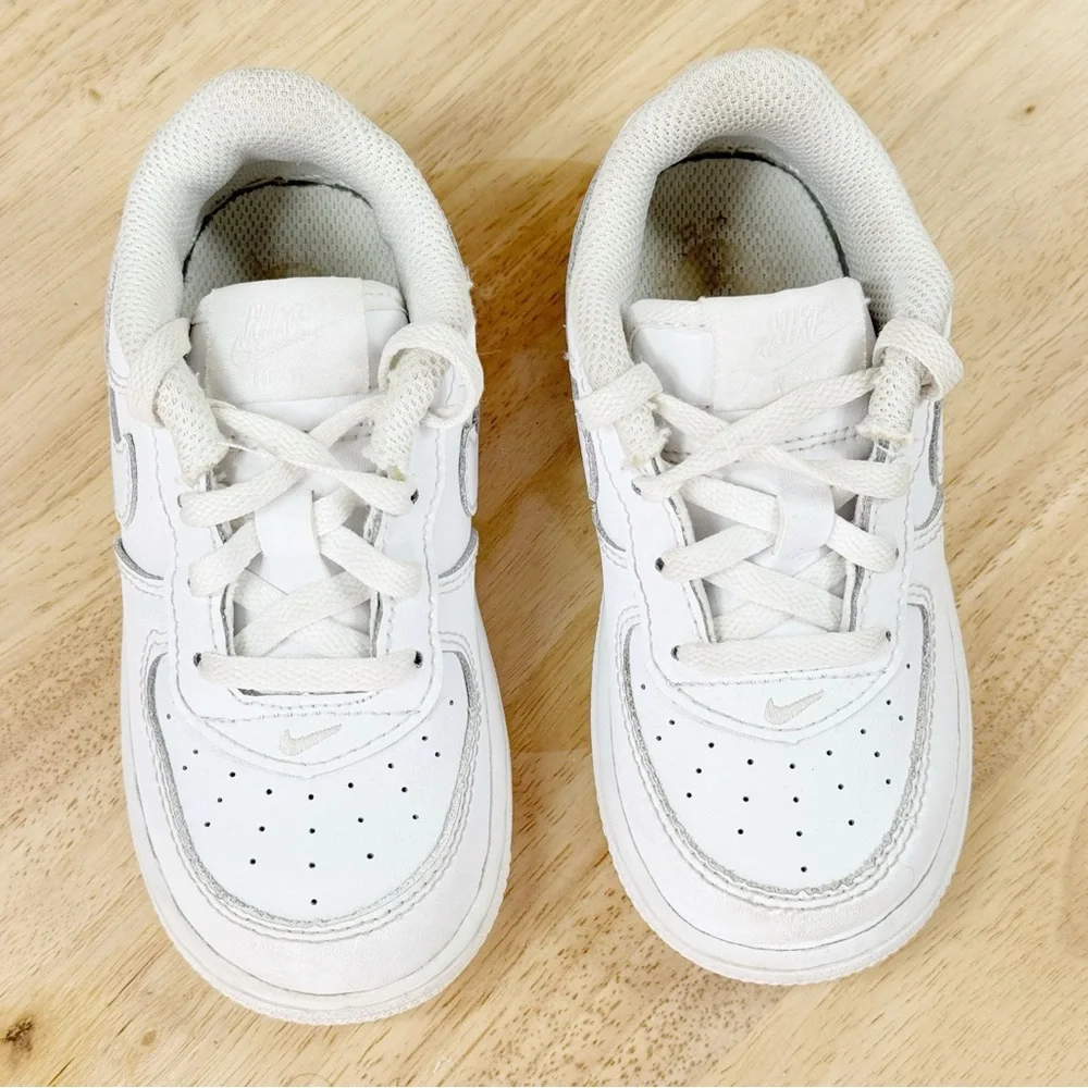 Nike ToddlerAir Force 1 Low LE‎ Triple White Sneakers Toddlers 8 DH2926-111